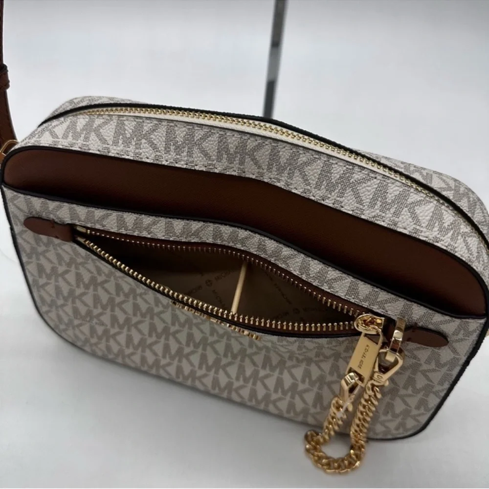 MICHAEL KORS LARGE EW ZIP CHAIN CROSSBODY BAG & JET SET TRAVEL MD ZA CARD CASE
